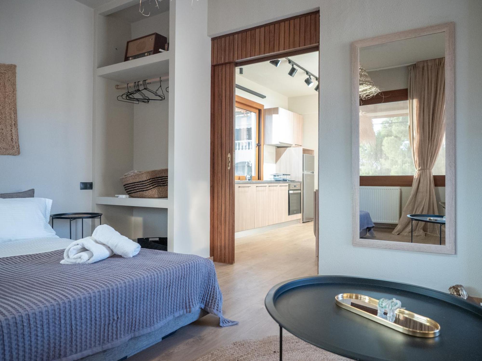 Seaview Apartment - Poros Relaxing Beachfront Flat Poros Town Buitenkant foto
