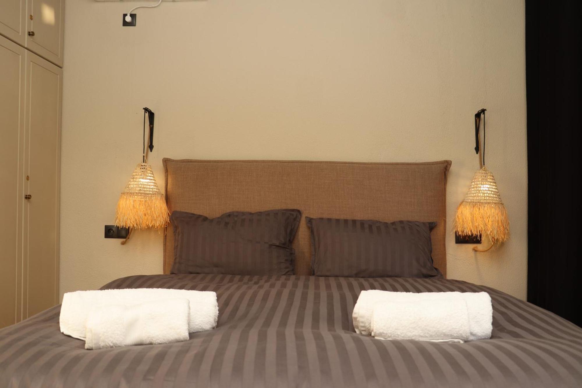 Seaview Apartment - Poros Relaxing Beachfront Flat Poros Town Buitenkant foto
